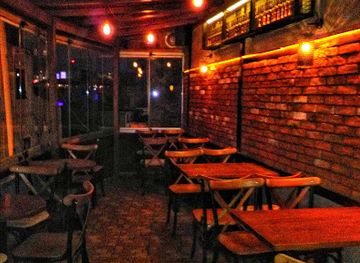 turkiye/istanbul/beyoglu/bar/mezzo-bar