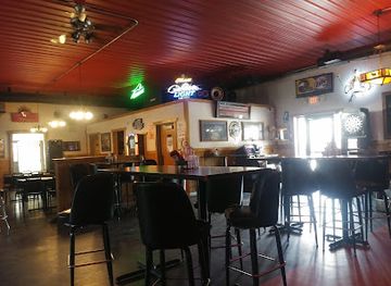 minnesota/mississippi-river-headwaters/bar/locker-room-bar-grill