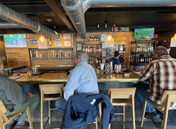 vermont/mount-mansfield/bar/lower-bar