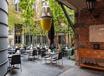 belgium/county-of-namur/bar/exterieur-nuit