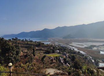 nepal/pokhara/sarangkot/bar/harpan-khola-sunset-point