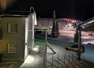 finland/oulanka-national-park/bar/arctic-boutique-hotel-restaurant-rukan-kaarna