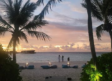 maldives/huvadhoo-atoll/bar/the-drift-at-park-hyatt-maldives-hadahaa