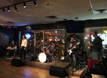 ohio/akron/bar/the-getaway-pub