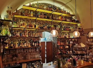 italy/arezzo/bar/la-clandestina