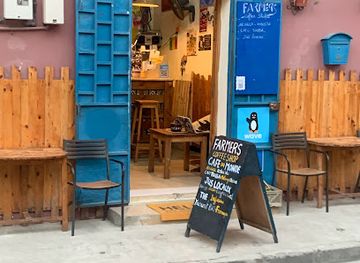 senegal/saint-louis/bar/farmers-coffee-shop-saint-louis-senegal