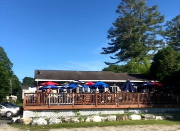 massachusetts/mount-greylock-state-reservation/bar/lakeside-bar-grill