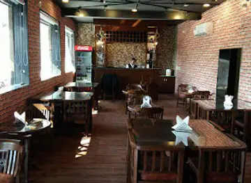 Grill to Chill - Best Restaurant in Rishikesh, Best Bar in Rishikesh, Best Banquet Hall in Rishikesh, Hotel Room in Rishikesh