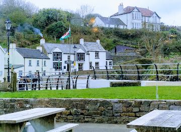 united-kingdom/pembrokeshire-coast-national-park/bar/the-castle