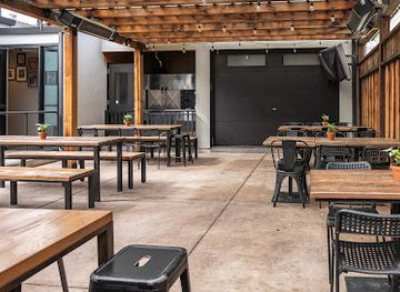 california/santa-clara/bar/the-hut