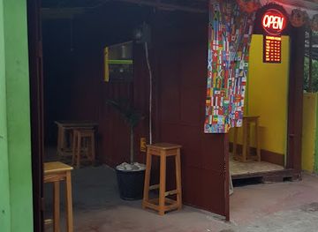 jamaica/port-antonio/bar/ava-container-bar