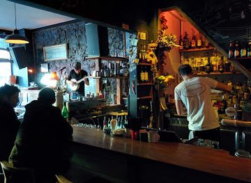 australia/melbourne/fitzroy/bar/the-rooks-return