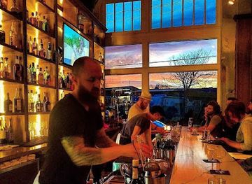 texas/dallas/bar/tiny-victories