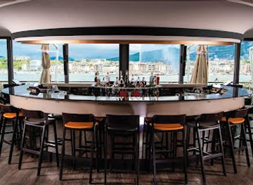 switzerland/lake-geneva-region/bar/floor-two-bar