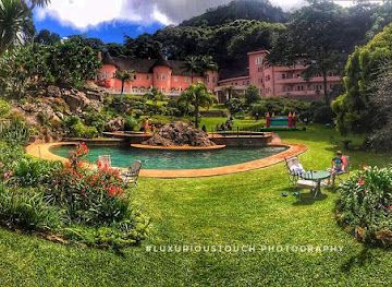 zimbabwe/bvumba-botanical-gardens/bar/leopard-rock-hotel