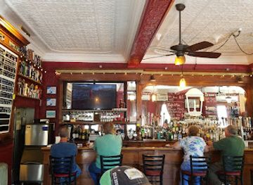 connecticut/the-quiet-corner/bar/the-corner-tavern