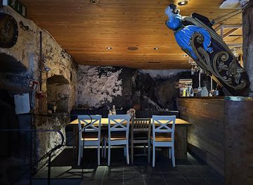 norway/lofoten-islands/bar/oriana-kro