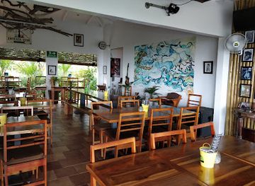 costa-rica/caribbean-coast/bar/the-bamboo-room-restaurant