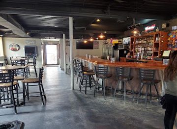 iowa/loess-hills/bar/garrison-s-pub-n-grub