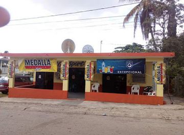 puerto-rico/mona-island/bar/tainos-sport-bar