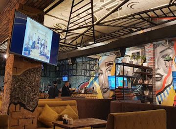 uzbekistan/samarkand/bar/smoke-gaming