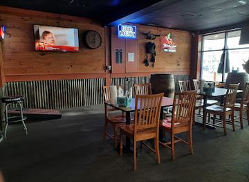 maine/old-orchard-beach/bar/bull-and-brew-wing-house