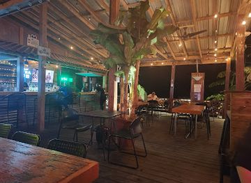 puerto-rico/arecibo-region/bar/puerto-coco-bar-grill-restaurant