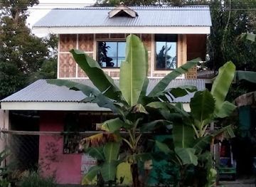 philippines/chocolate-hills/bar/tres-maldetas-u-og-inabanga