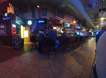 Dr Lucky's Bar & Grill