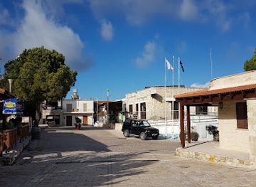cyprus/machairas-mountains/bar/kathikas-square-gin-bar