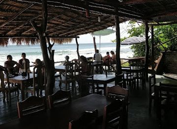 nicaragua/san-juan-river-basin/bar/maderas-sunset-bar