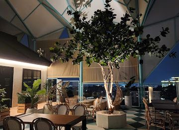 indonesia/bandung/setiabudi/bar/bloof-rooftop-restaurant-bar