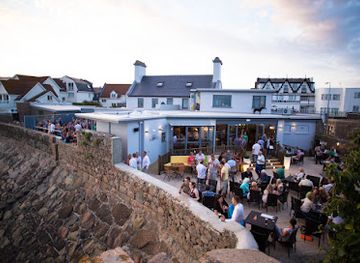 jersey/les-minquiers/bar/white-horse-pub-dining