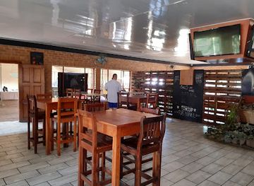 zimbabwe/bulawayo/bar/tin-cup-pub-and-grill