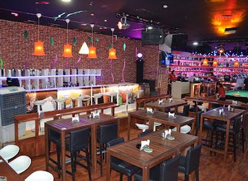 qatar/al-thakira-mangroves/bar/krossroads-club