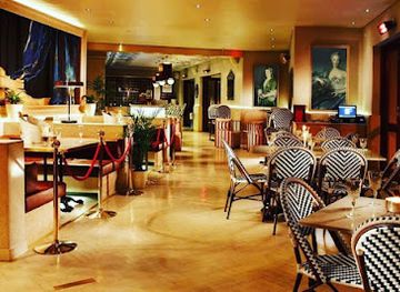 south-africa/johannesburg/sandton/bar/milk-honey-bar