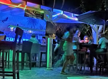 dominican-republic/samana-peninsula/bar/cozy-bar-lounge