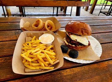 czechia/machovo-jezero/bar/meydey-bar