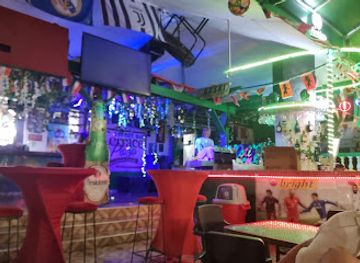 curacao/otrobanda/bar/terrace-plaza