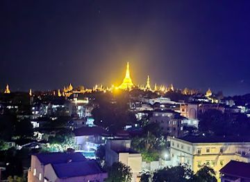 myanmar-burma/dry-zone/bar/freesia-rooftop-lounge