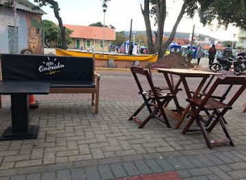 brazil/florianopolis/lagoa-da-conceicao/bar/mo-quiridu-bar