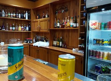 eswatini/shiselweni/bar/equinox-restaurant-bar