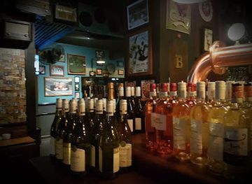 myanmar-burma/golden-rock/bar/byblos-pub-grill