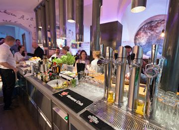 austria/salzburg/maxglan/bar/darwin-s-cafe-bar