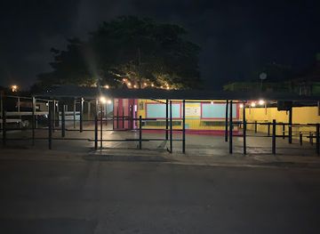 puerto-rico/camuy-river-cave-park/bar/los-vecinos-sport-bar-grill