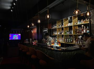 thailand/bangkok/thonglor/bar/lux-bar