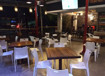 el-salvador/san-salvador/zona-rosa/bar/cadejo-brewing-company