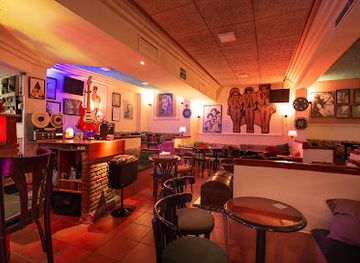 spain/valencia/bar/christopher-cocteles