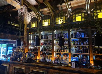 romania/maramures/bar/vintage-bar