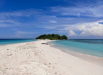 philippines/zamboanga-city/sta-cruz-island/bar/little-sta-cruz-island-sand-bar
